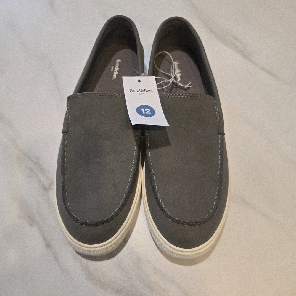 Goodfellow & Co Gray Loafers with Moccasin Toe